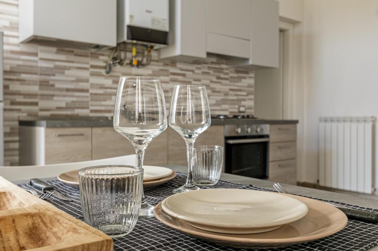 Al 33 Di Via Roma - Apartments Cardano Al Campo Ngoại thất bức ảnh