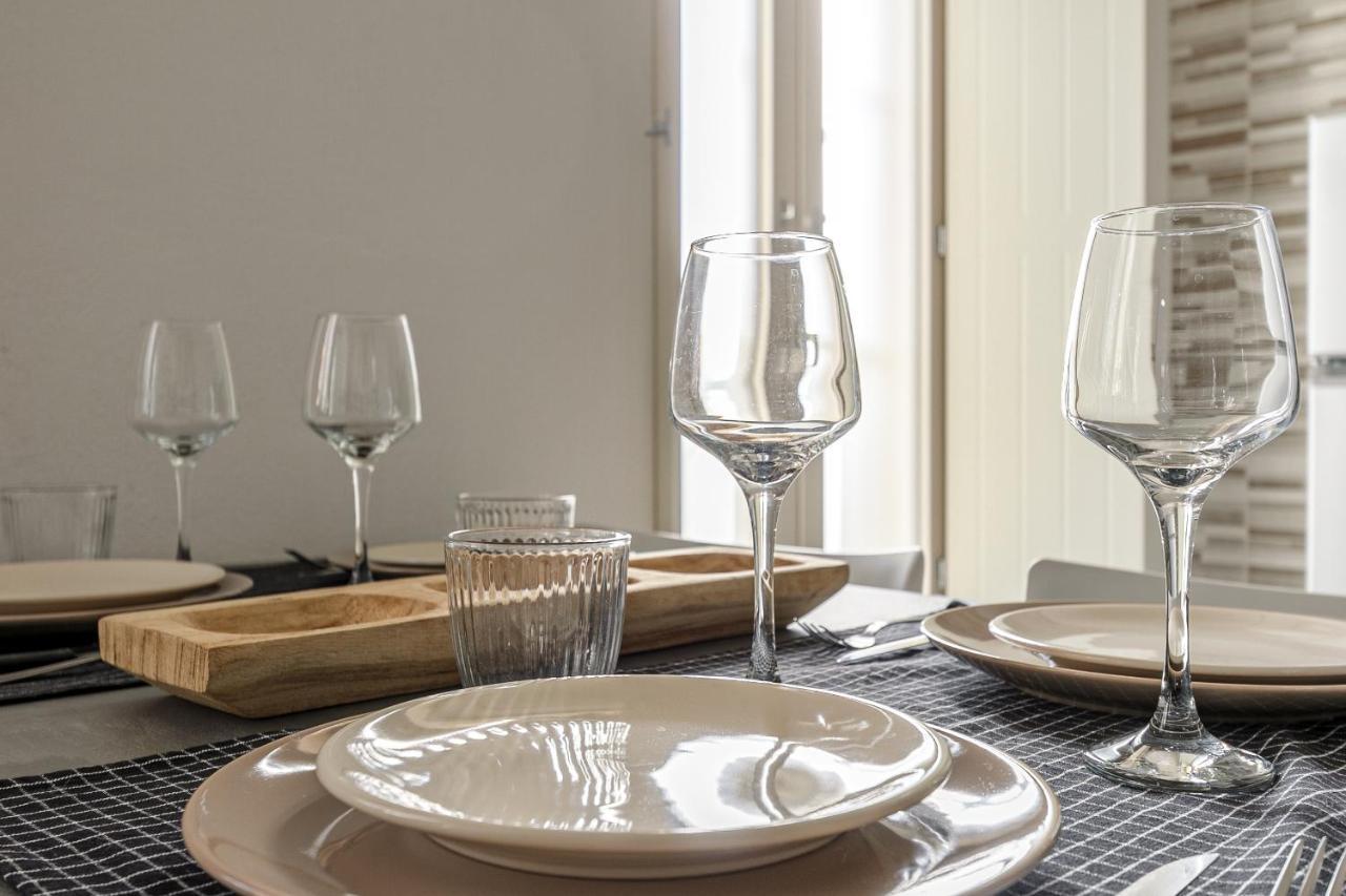 Al 33 Di Via Roma - Apartments Cardano Al Campo Ngoại thất bức ảnh
