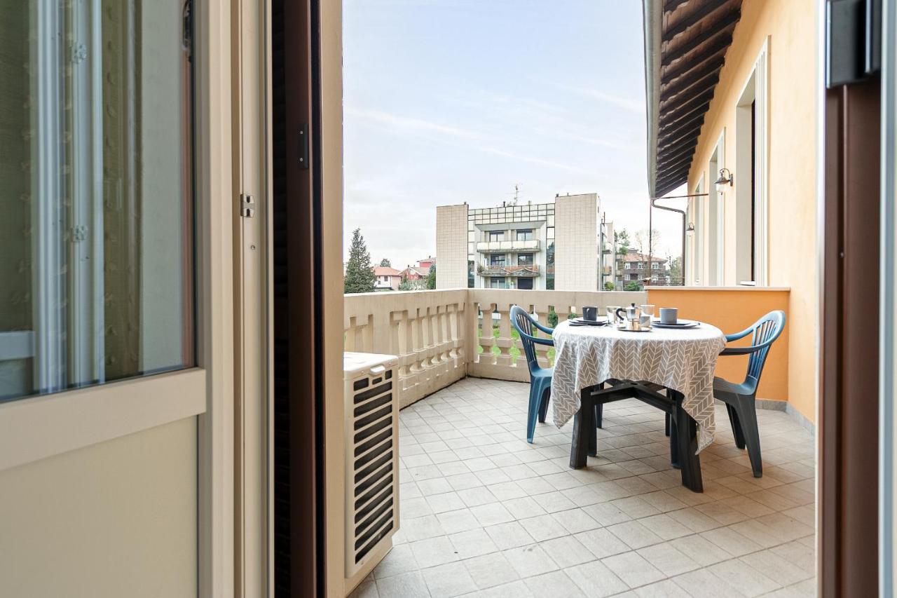 Al 33 Di Via Roma - Apartments Cardano Al Campo Ngoại thất bức ảnh